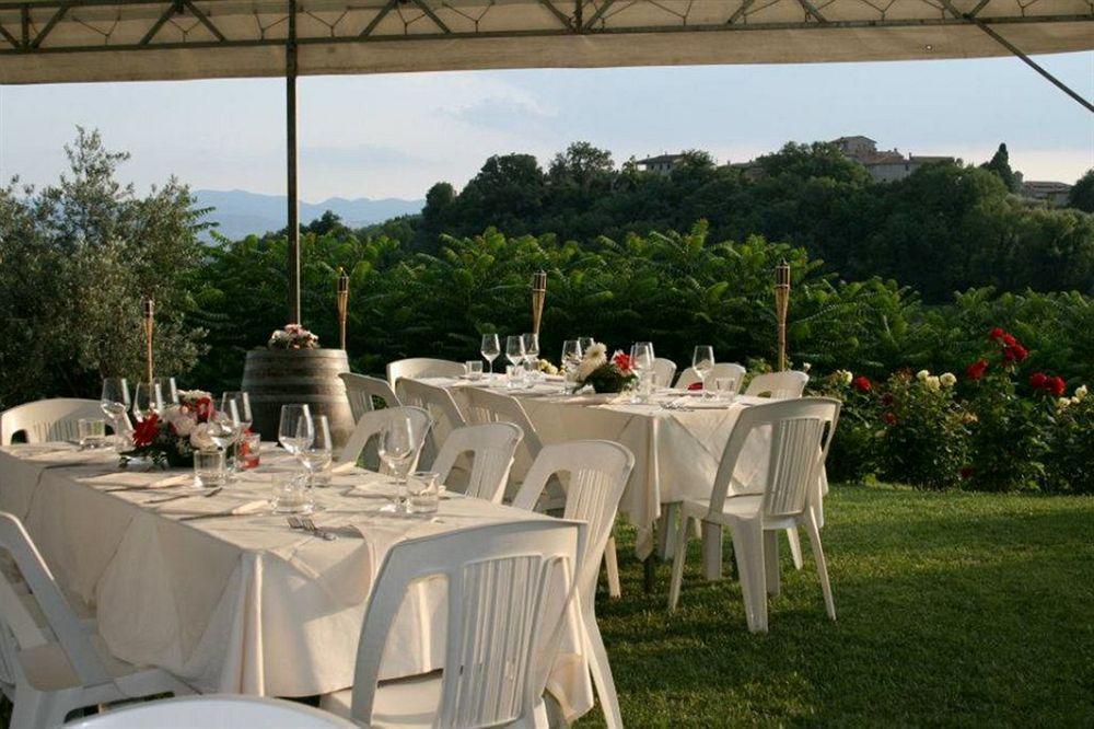 Entropia Ristorante Country House تودي المظهر الخارجي الصورة
